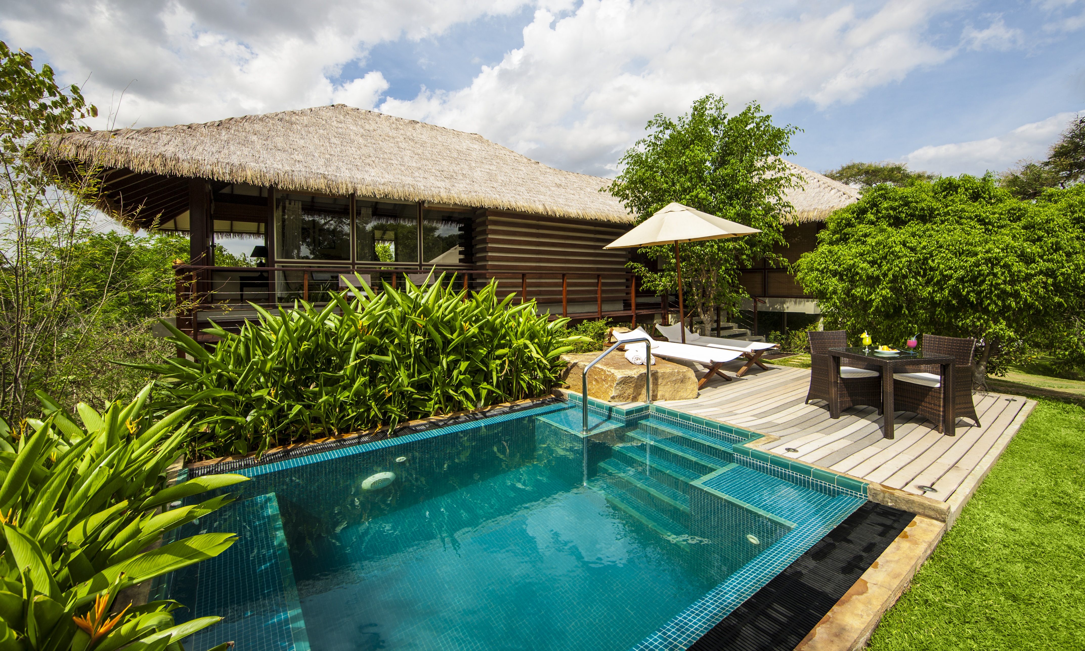 Plunge pool Sri Lanka Bespoke